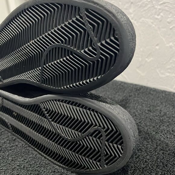 🔥Women’s NIKE Blazer High “Triple Black”- Skateboard Sneakers Sz 11 - EXCELLENT - Picture 10 of 13